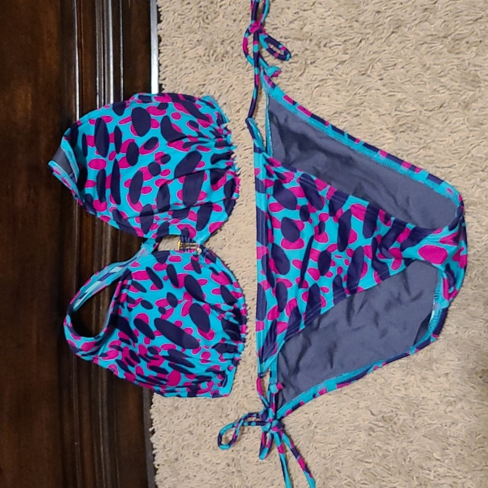 Victoria's secret push up halter top bikini 38dd m